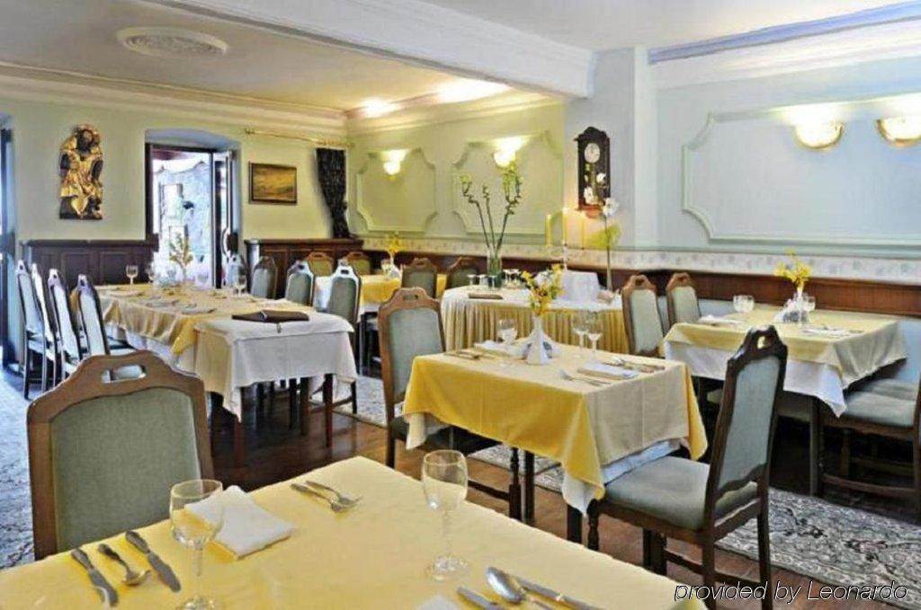 Hotel Barbakan Levoča Ресторант снимка