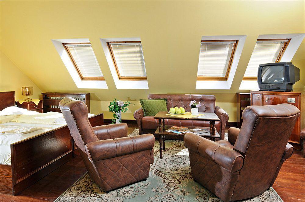 Garni -Hotel Barbakan Levoča Екстериор снимка