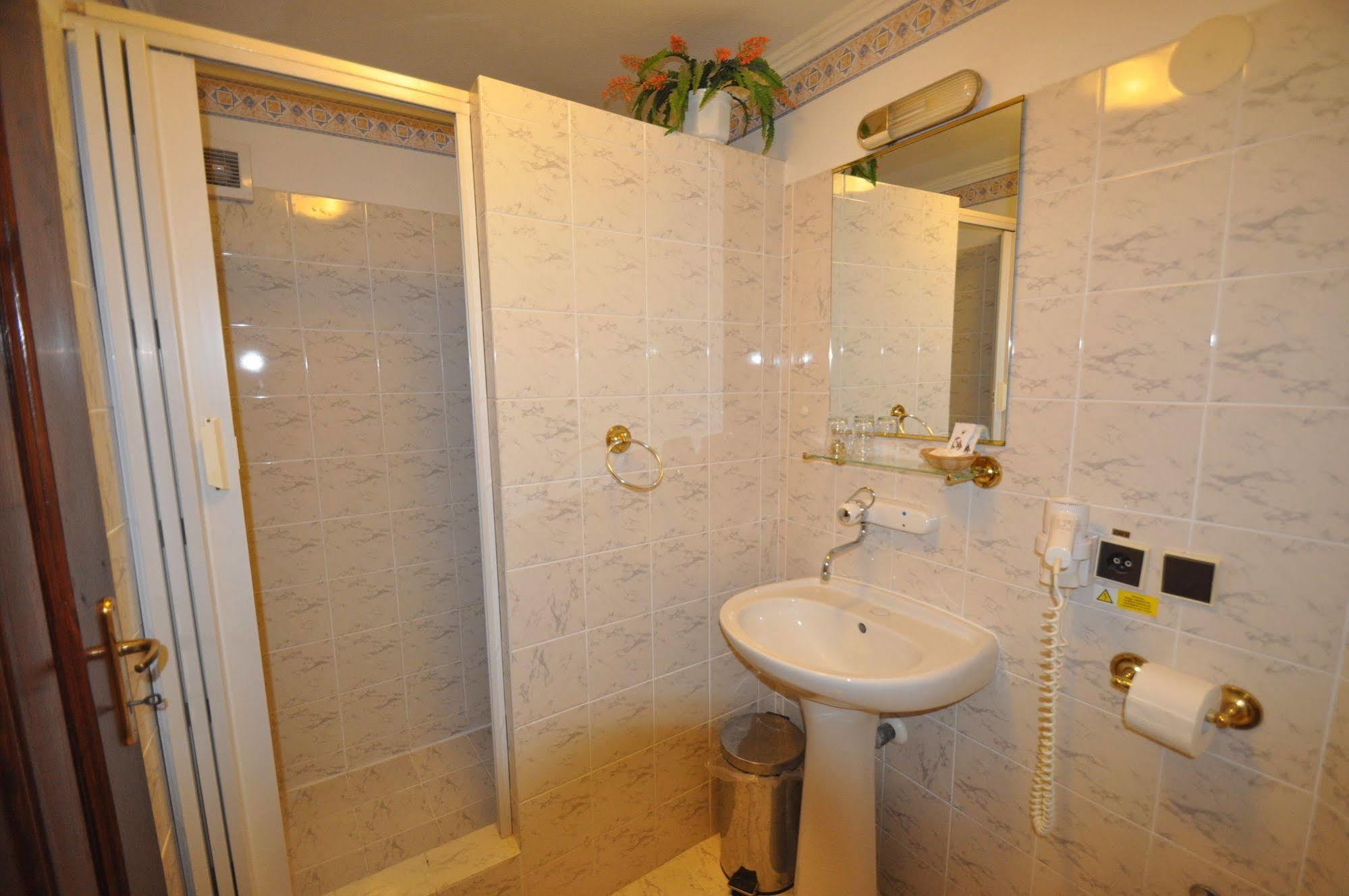Garni -Hotel Barbakan Levoča Екстериор снимка